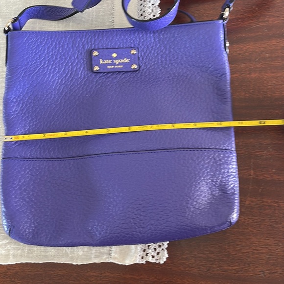 Kate Spade Crossbody - Picture 4 of 5
